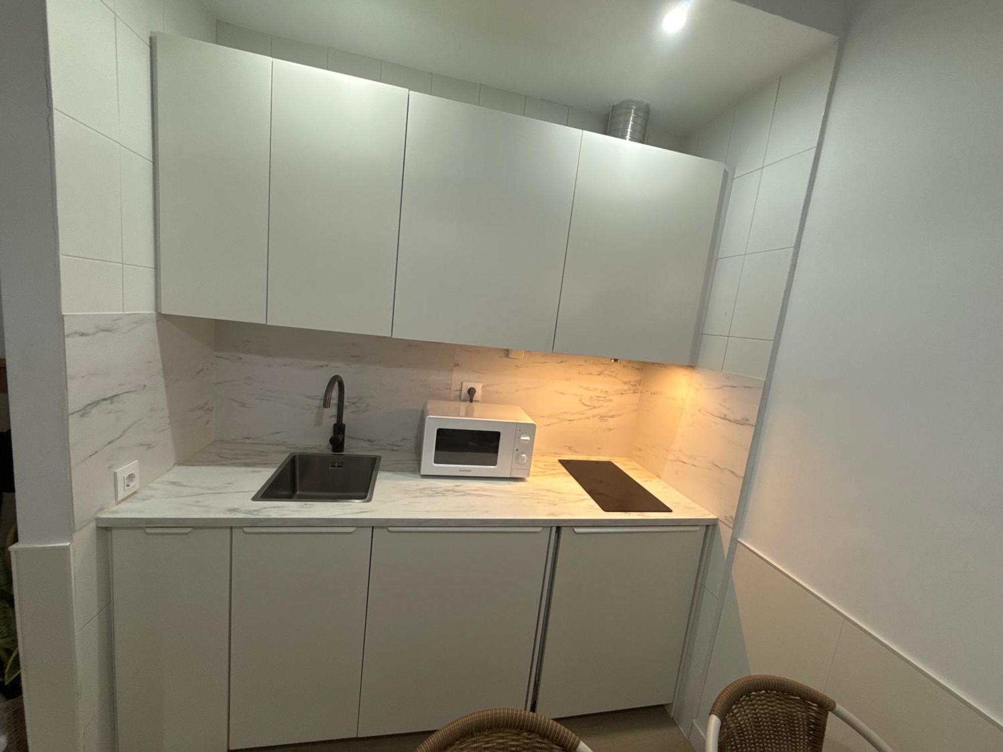 Pikis Center Sevilla Extérieur photo